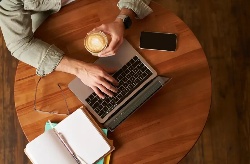 freelancer doing freelance job